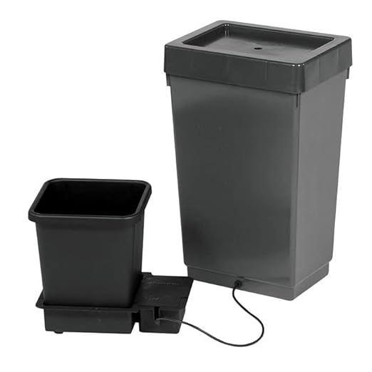 AutoPot 1 Pot System with 3.9 Gallon Plastic Pots and 12.4 Gallon Tank - Self-Watering Gravity-Fed Hydroponic Systems (1Pot - 3.9 Gallon - 12.4 Gallon Tank)