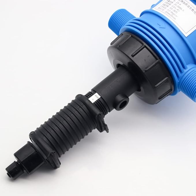 Adjustable Fertilizer Injector 0.4%-4% Chemical Dispenser Drip for Garden Livestock Farm Industry 1:250 to 1:25
