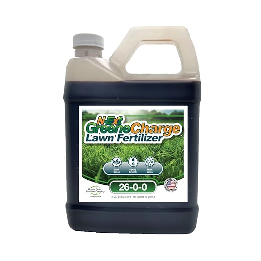 Yard Mastery GreeneCharge 26-0-0 Enhanced Efficiency Controlled-Release Liquid Nitrogen Fertilizer for All Turf Types (Quart Covers 2000 sq ft) Plus Micronutrients