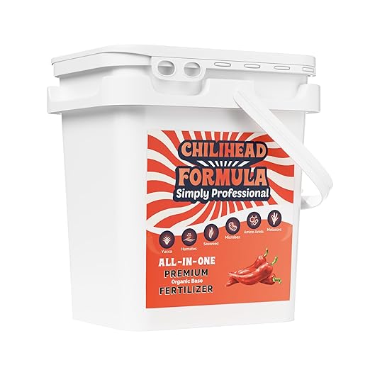 Chilihead Formula - All-in-One Fertilizer for Peppers &amp Chilies with Balanced Nutrition - Water Soluble Plant Food for Bold Harvests &amp Thriving Plants - 25 LB Bucket