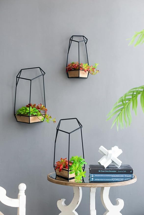 Set of 3 Felix Wall Planter L:10x10x16.5 M:8.5x8.5x15.5 S:7x7x13.5