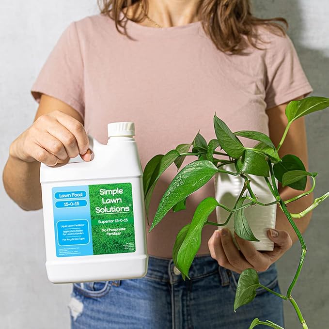 Superior 15-0-15 Liquid Fertilizer Nitrogen &amp Potash Lawn Food - Concentrated Spray- Any Grass Type- Simple Lawn Solutions Green Growth - Humic Acid - Kelp Seaweed - Phosphorus-Free (1 Quart)