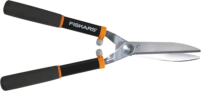 Fiskars Power Lever Hedge Shears Precision-Ground Gator-Blade Serrated Steel Grips Branches Multiplies Leverage for Easier Trimming &amp Shaping Shrubs Shock-Absorbing Bumper &amp SoftGrip 8 Bl