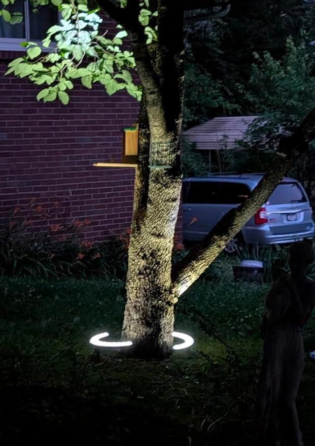 Solar Palm Tree Lights Outdoor 12000 mAh &amp 32 LEDs Outdoor Yard Lighting 6000K Uplight Landscape Spotlights Solar Powered Flood Lights for Large Tree Yard Landscape Garden