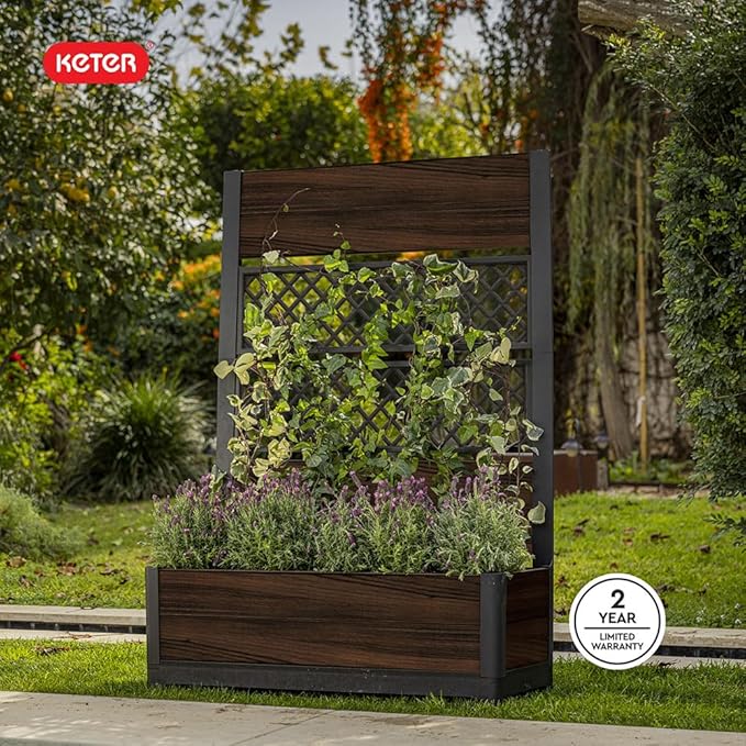 Keter Outdoor Planter Box with Privacy Screen and Trellis – 26 Gallon Raised Garden Bed for Climbing Plants &amp Flowers – Wood-Look Resin Weather-Resistant Divider for Patio Balcony &amp Backyard