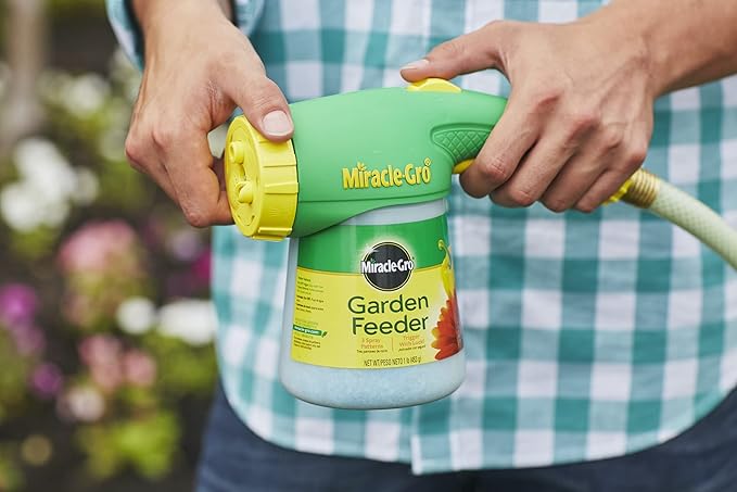 Miracle-Gro Garden Feeder with Water Soluble All Purpose Plant Food 1 lb. (6-Pack)