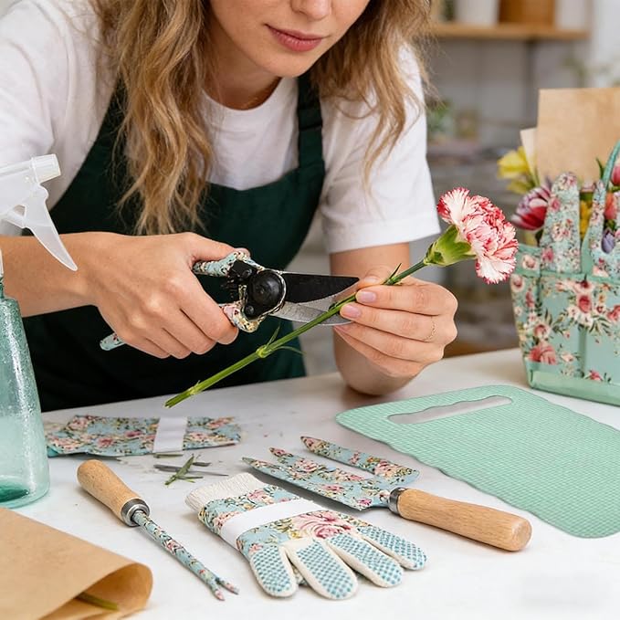 Women's Garden Tools Floral Pattern Hand Tools Rake Trowel Gloves Set Sturdy Small Gardening Kit for Flower Beds Planting Digging Outdoor Yard Home Trimming Ergonomic Comfortable Design