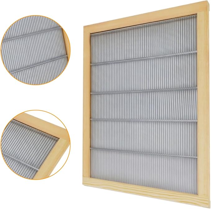 Wooden Bound Metal Queen Excluder 10 Frames Queen Excluder Beekeeping Separate The Queen from The Honey Beekeeping Supplies (3PCS)