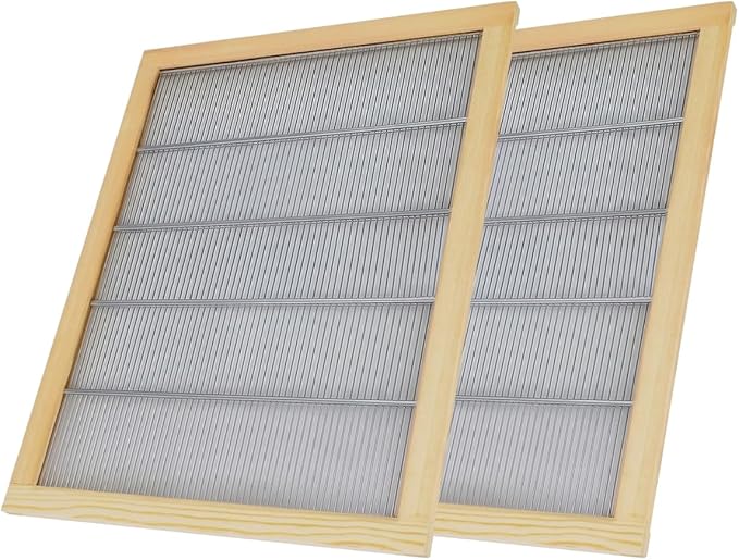 Wooden Bound Metal Queen Excluder 10 Frames Queen Excluder Beekeeping Separate The Queen from The Honey Beekeeping Supplies (2PCS)