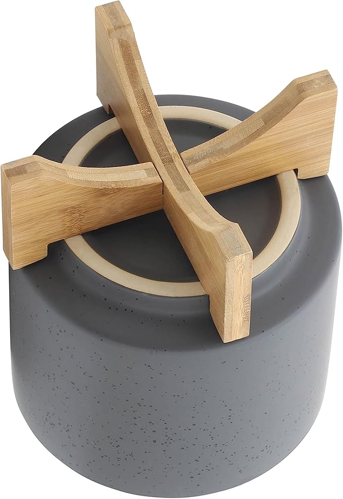 S2 810 Planter W Wood Stand Matte Gray