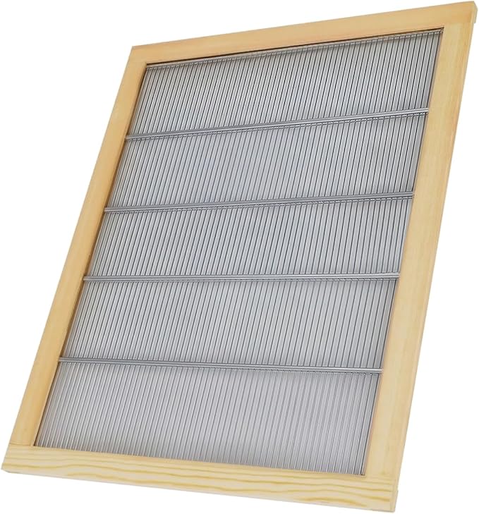 Wooden Bound Metal Queen Excluder 10 Frames Queen Excluder Beekeeping Separate The Queen from The Honey Beekeeping Supplies (3PCS)