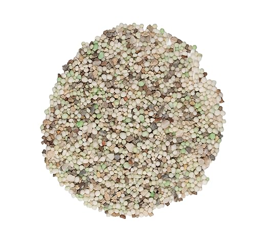 The Andersons Professional 17-0-3 Fertilizer with Grubout Plus 8500 sq ft (18lb)