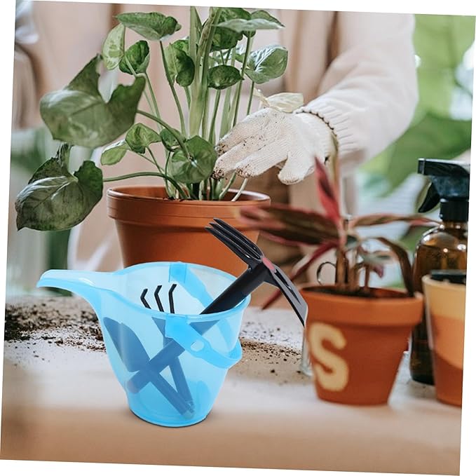 Gardening Tool Set Lightweight Plastic Shovel Rake and Bucket for Beach Sand Play Backyard Planting with Non-Slip Design Versatile Garden Hoes