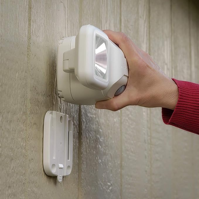 Beams MB3000-WHT-02 Outdoor Battery-Powered Wireless Motion Sensing Dual Head Security Floodlight 500 Lumens White 2-Pack