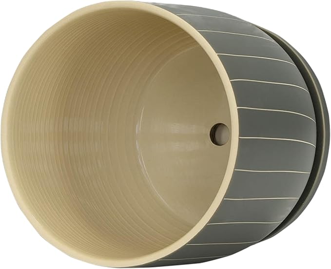 Generic 8 Stripes Planter W Saucer Gray