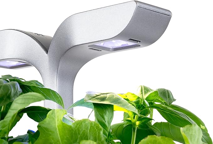 Smart Indoor Garden by Véritable® - Exky Smart Arctic White - 2 Lingots® Included
