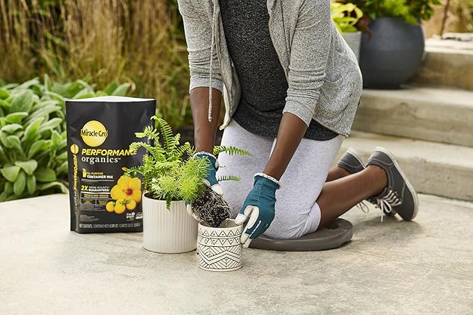 Miracle-Gro Performance Organics All Purpose Container Mix Feeds for Up to 3 Months For Container Gardening 6 qt. (3-Pack)