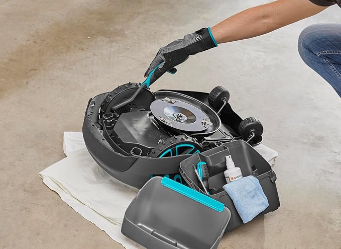 Gardena Maintenance/Cleaning Set Black/Blue (04067-20)