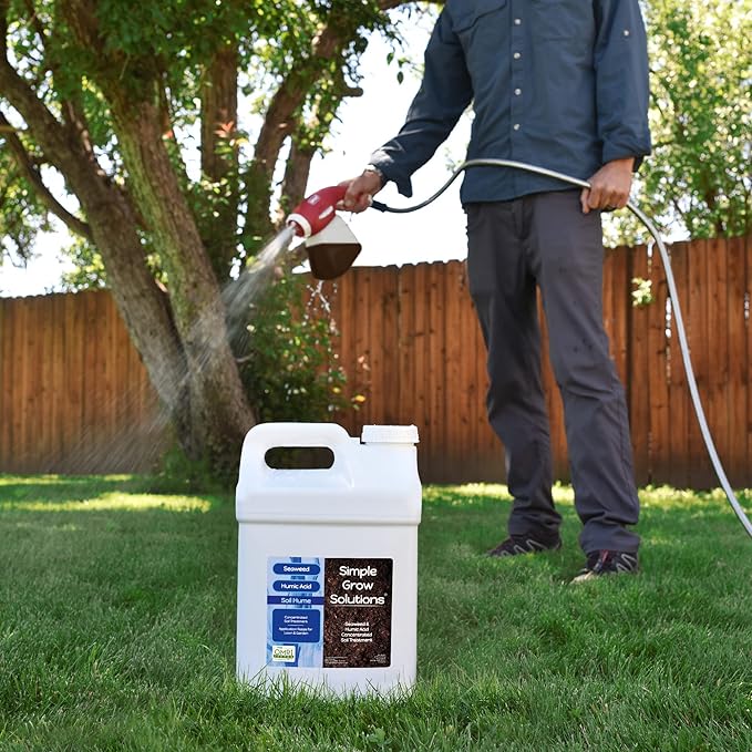 Super Seaweed Humic Fulvic Acid Blend- Liquid Carbon - Soil Hume - Simple Grow Solutions- Natural Lawn &amp Garden Concentrated Treatment- Increase Nutrient Uptake (2.5 Gallons)