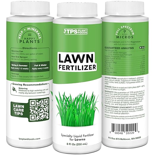 TPS NUTRIENTS Lawn Fertilizer for All Grass and Lawn Types Liquid Plant Food 1 Gallon (128 oz)