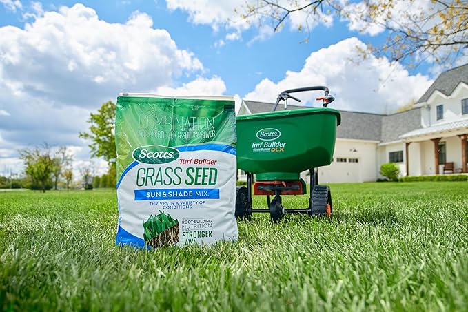 Scotts Turf Builder Grass Seed Sun and Shade Mix with Fertilizer and Soil Improver Thrives in Many Conditions 16 lbs.