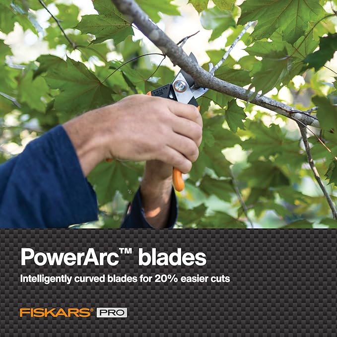 Fiskars Pro Pruner Shears Garden Clippers Gardening Scissors with Sharp Non-Stick Steel Rust Resistant Blade