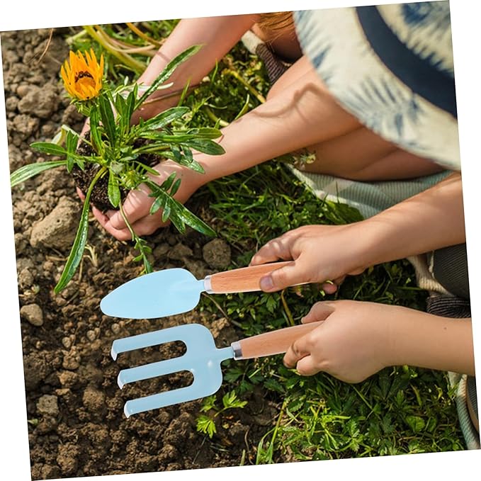 KESYOO 1set Boys and Girls Garden Tools Set Lightweight Gardening Kit for Toddlers Includes Watering Can Trowel Rake and Storage Bag for Outdoor Planting and Transplanting Activities