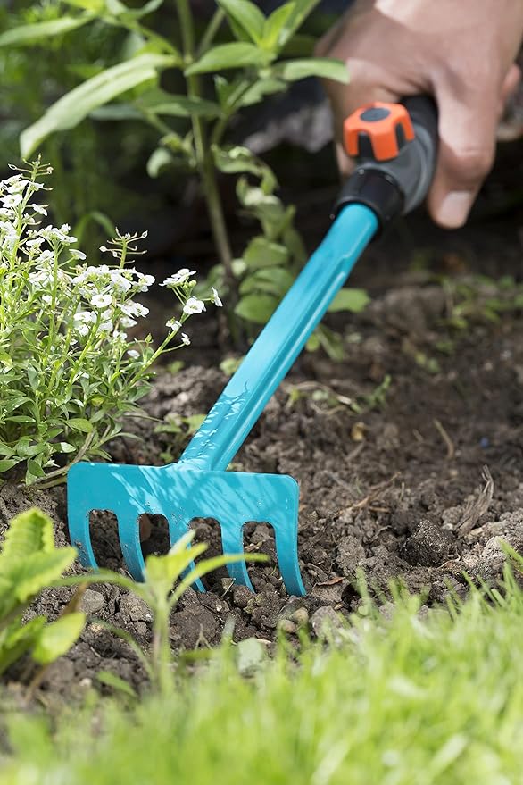 Gardena Combisystem Small Tools Set: Flower Trowel &amp Rake for Effortless Planting Including Combisystem Small Tool Handle (17354-60)