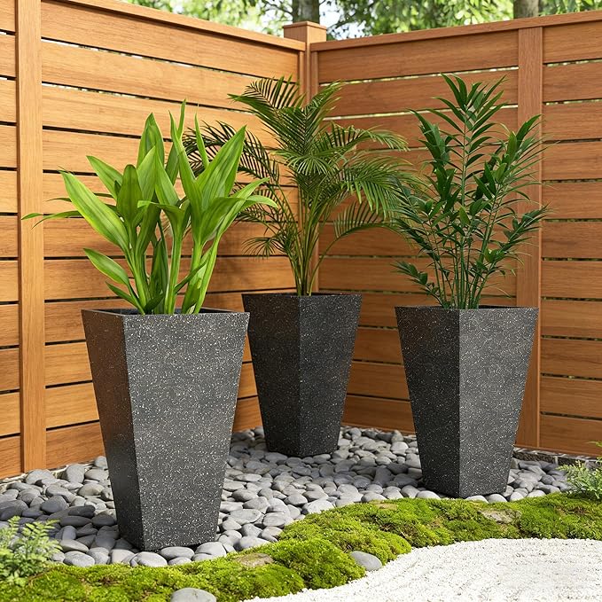 Stackable TaperSet of 3 Flower PotsTall