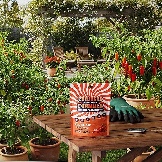 Chilihead Formula - All-in-One Fertilizer for Peppers &amp Chilies with Balanced Nutrition - Water Soluble Plant Food for Bold Harvests &amp Thriving Plants - 100 g Pouch