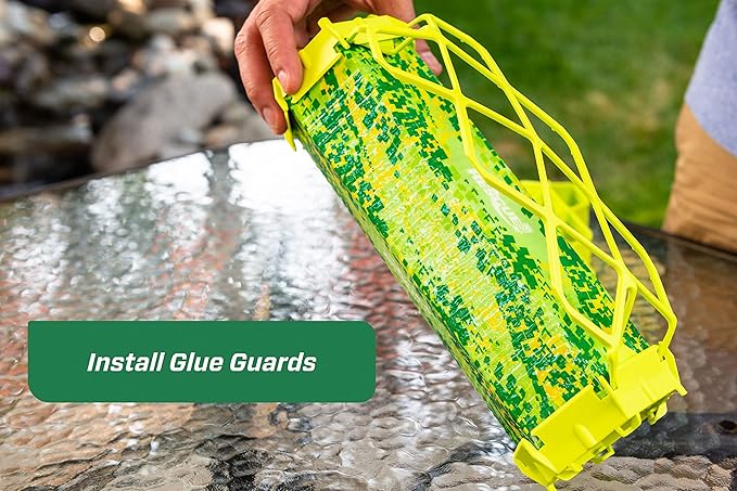RESCUE! VisiLure® TrapStik for Wasps Mud Daubers Carpenter Bees – 3 Pack