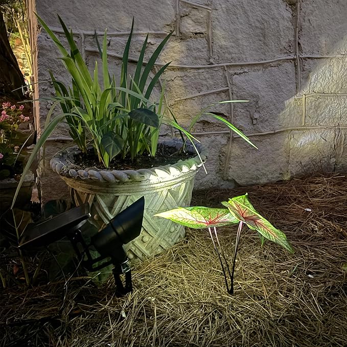 Gama Sonic Tri-Color Progressive Solar LED Spotlight with 100 Lumens Outdoor Black Cast Aluminum 3000K/4000K/5000K with Detachable Solar Panel (103i90090)