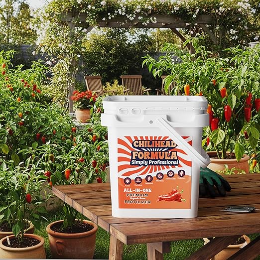 Chilihead Formula - All-in-One Fertilizer for Peppers &amp Chilies with Balanced Nutrition - Water Soluble Plant Food for Bold Harvests &amp Thriving Plants - 25 LB Bucket