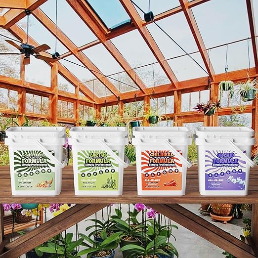 Chilihead Formula - All-in-One Fertilizer for Peppers &amp Chilies with Balanced Nutrition - Water Soluble Plant Food for Bold Harvests &amp Thriving Plants - 25 LB Bucket