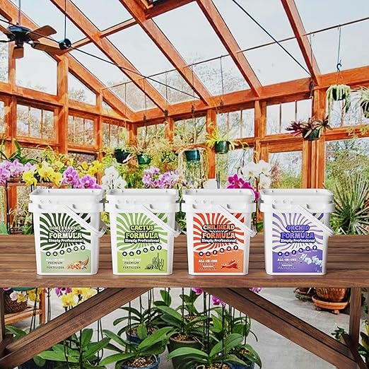 Chilihead Formula - All-in-One Fertilizer for Peppers &amp Chilies with Balanced Nutrition - Water Soluble Plant Food for Bold Harvests &amp Thriving Plants - 5 LB Pail