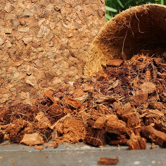 Organic Coco Chips for Plants (40lbs) - Coco Coir Chips - Coconut Husk Chips for Potting Soil Garden Soil &amp Seed Starter Soil - Coconut Mulch for Garden - Compressed Coconut Chips for Plants