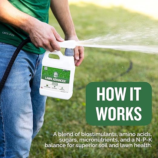 Turf Titan Lawn Advancer Fast-Acting Liquid Lawn Fertilizer (32 oz) with Hose End Sprayer – Quick Green Lawn Booster for Heat and Stress – Nutrient-Rich Formula for Strong Turf – Covers 6000 Sq Ft