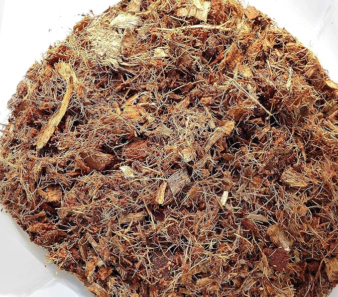 FibreDust 17 lbs Coconut Coir Mulch - 4KG Pack of 2-100% Natural Coconut Husk - Shredded and Cut Pieces - Great Ground Cover - Helps in Retention of Water - No Added Color